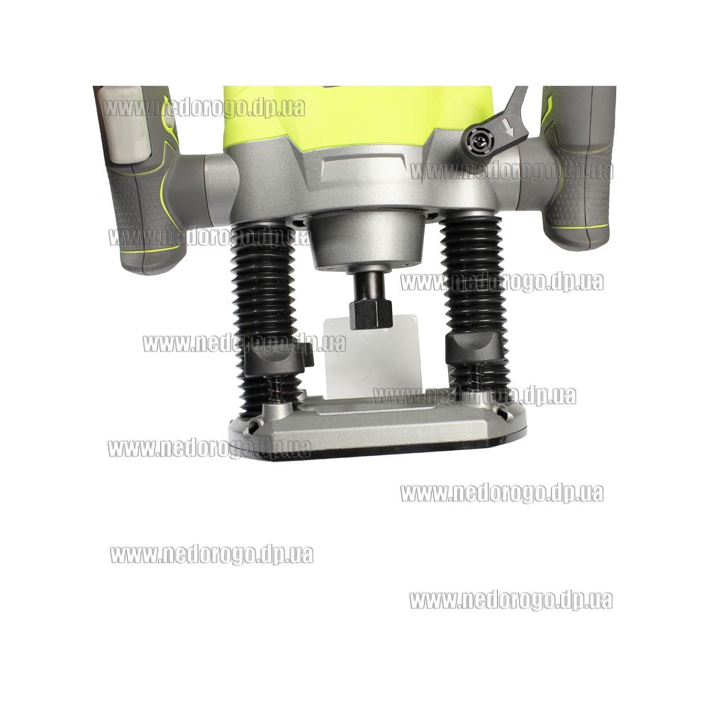 Ryobi RRT1600P-K профессиональный ручной фрезер (кейс набор фрез